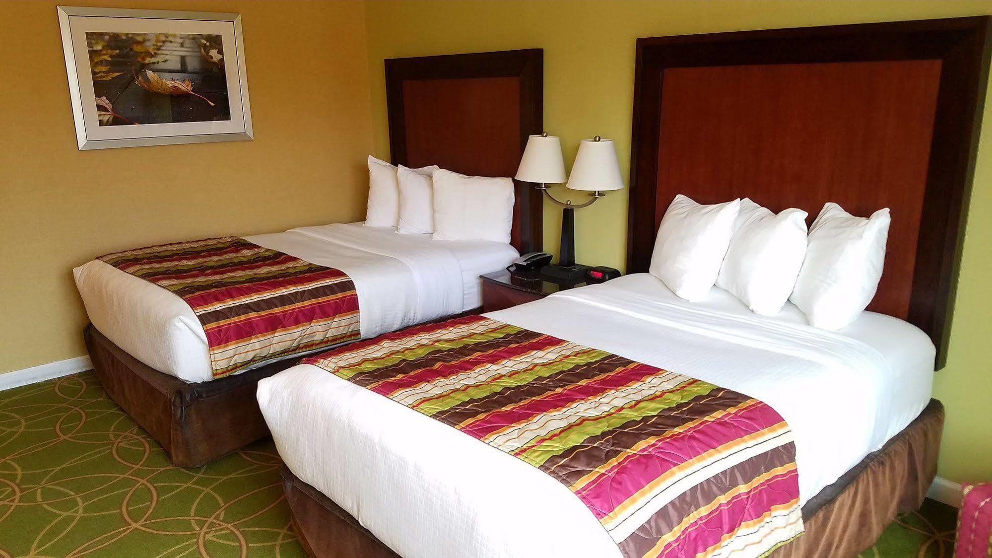 Days Inn By Wyndham Penn State State College Luaran gambar