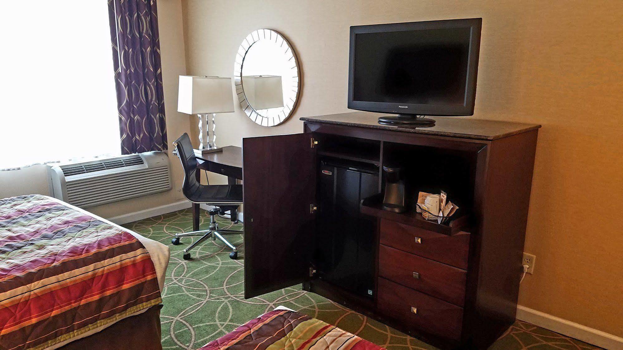 Days Inn By Wyndham Penn State State College Luaran gambar