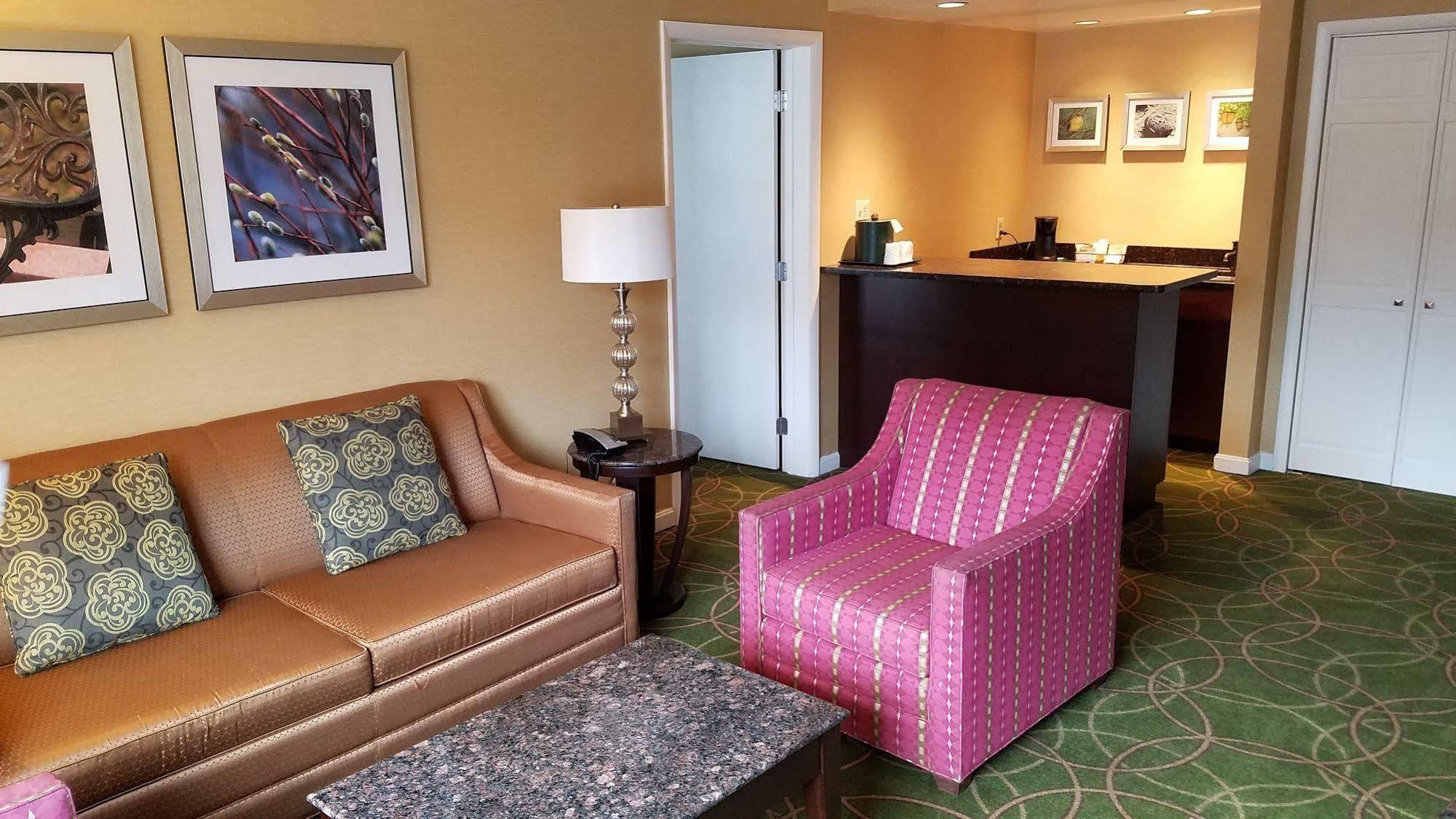 Days Inn By Wyndham Penn State State College Luaran gambar